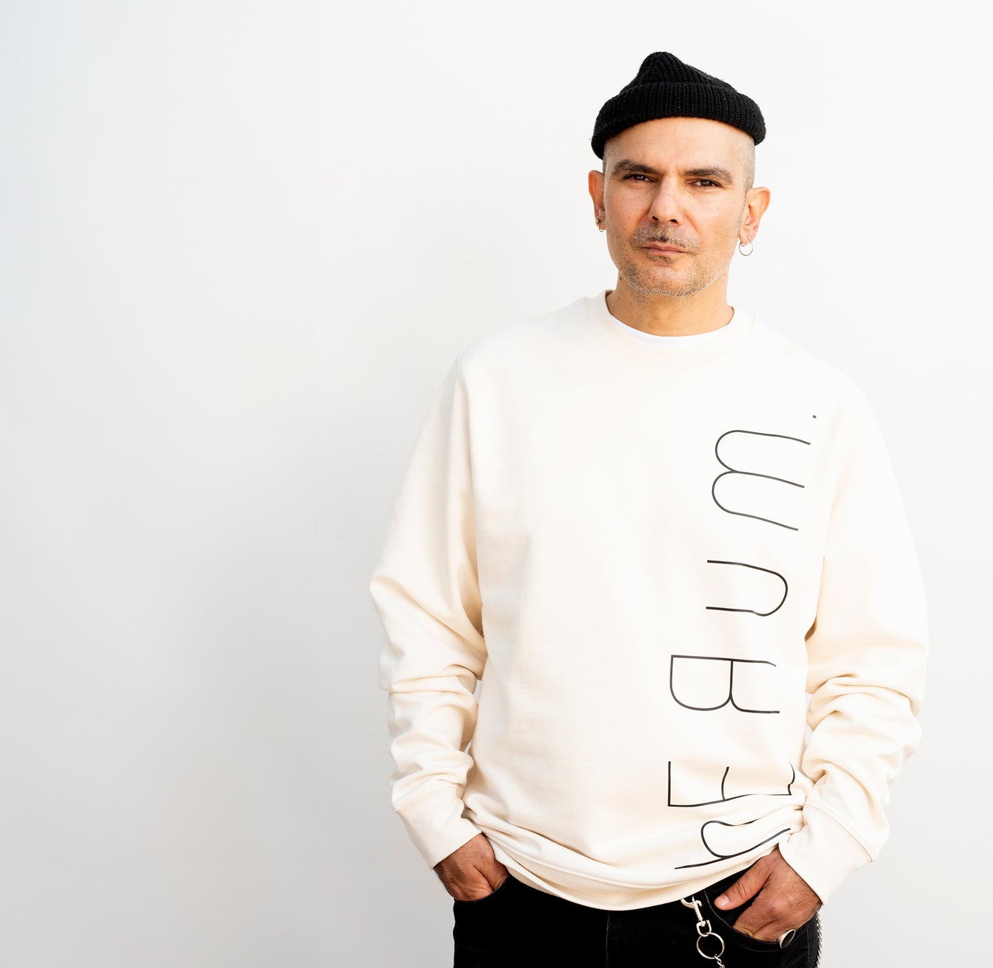 hERum. Statement Sweater